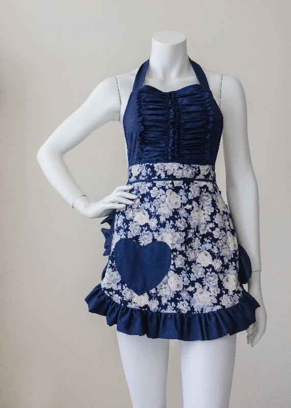 Vintage darling in navy floral